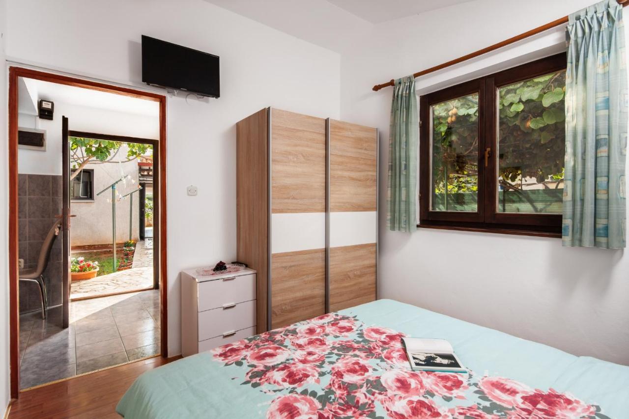 Apartman Tanja 法扎纳 外观 照片